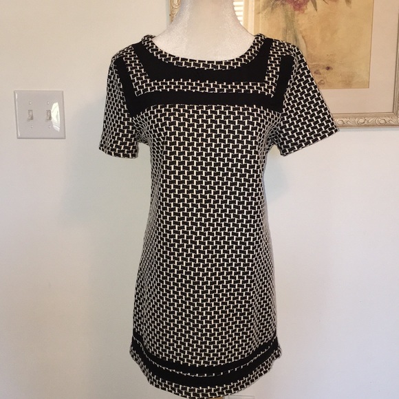 black and white tunic dress
